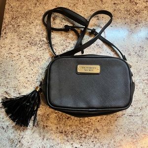 Victoria Secret Crossbody Cross Body Zipper Bag W/ Tassel